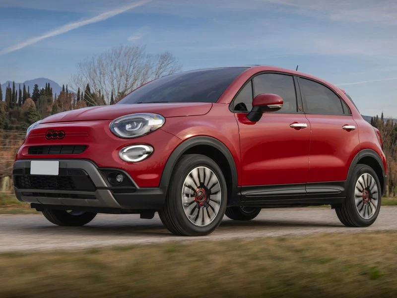 fiat-500x-2022-side-front