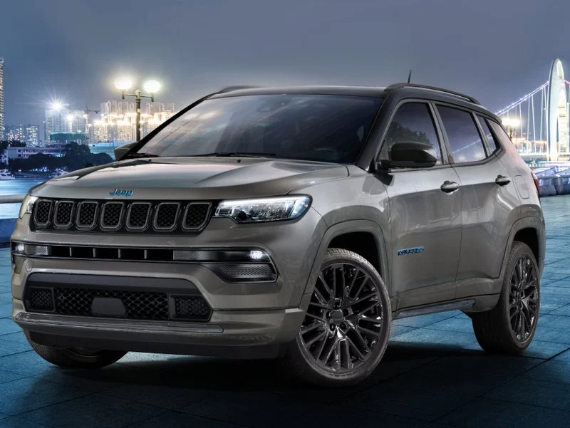 jeep-compass-phev-2021-side-front