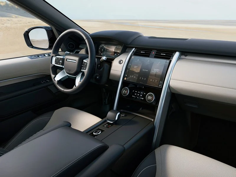 land-rover-discovery-2020-interior-1