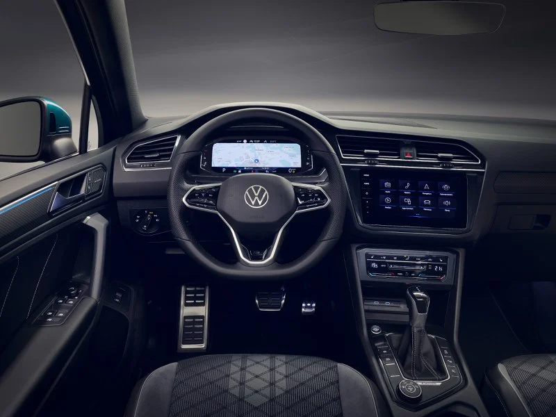 nuova-tiguan-2020-interior-dashboard-view-6