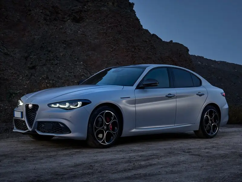 Giulia - 2.2 TD 160cv Competizione AT8